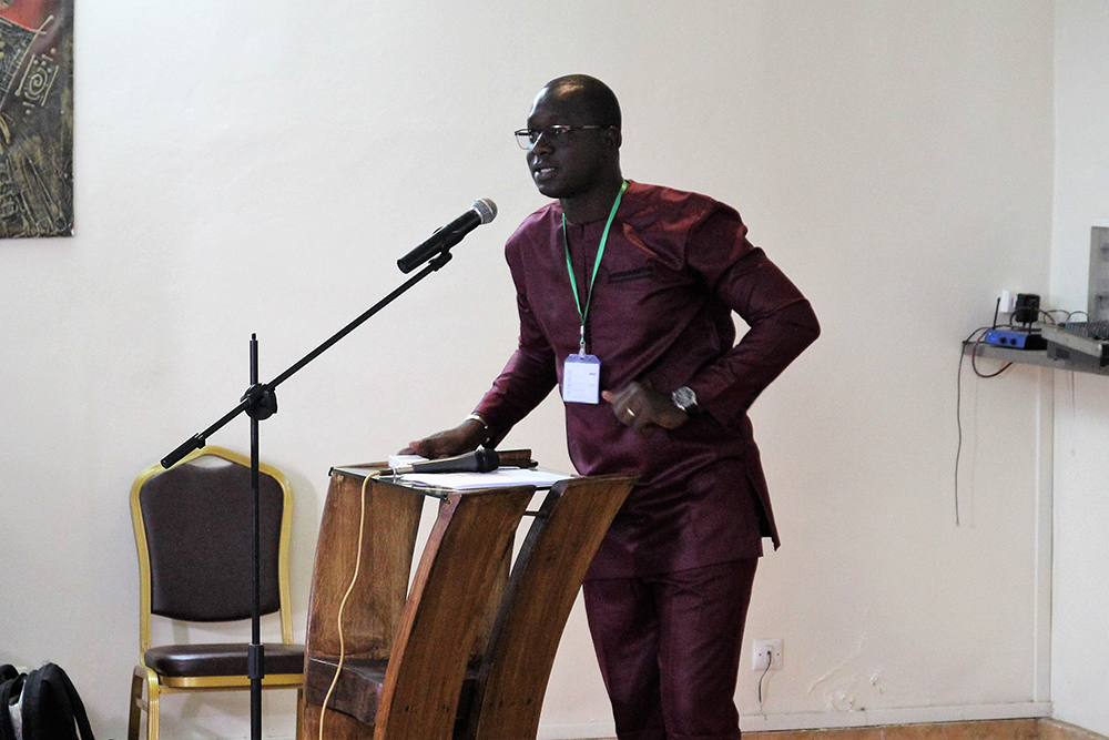 SPRING/Senegal SBCC advisor Albert Yera Boubane was the MC at the Kaolack close-out ceremony.