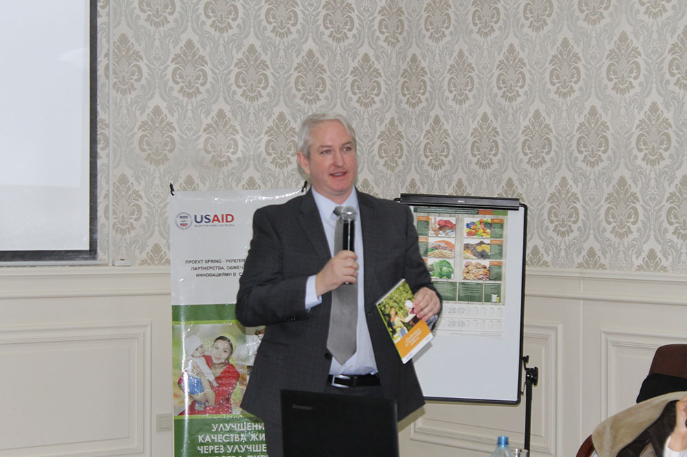 Michael Foley, SPRING/Kyrgyz Republic Chief of Party, discusses the new publication for home-based storage and preservation of nutritious foods in the Kyrgyz Republic.